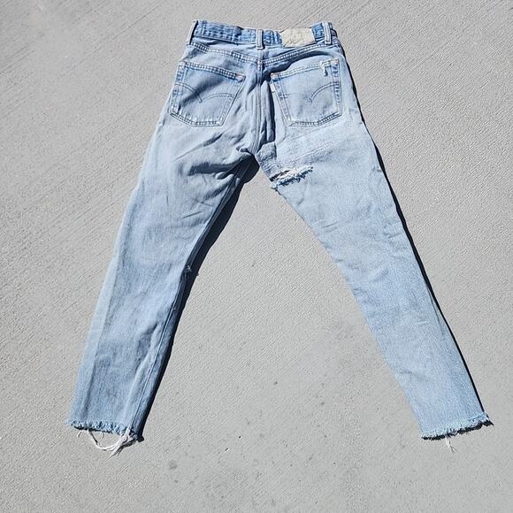 Gallery Dept Distressed Jean Womens Small Art On Display Courtesy Josue Thomas - Picture 2 of 16